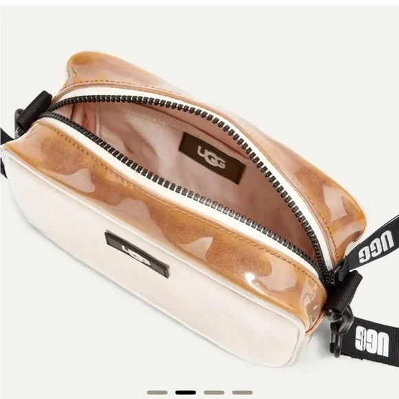UGG Janey II Clear Convertible Crossbody/Fanny Pack Bag - Picture 2 of 11